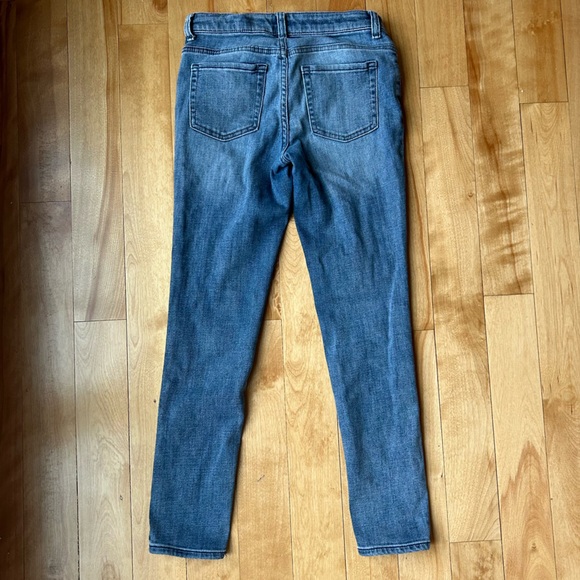 Girls (14) Cat and Jack Simple Stretch Skinny Jean - Picture 2 of 3